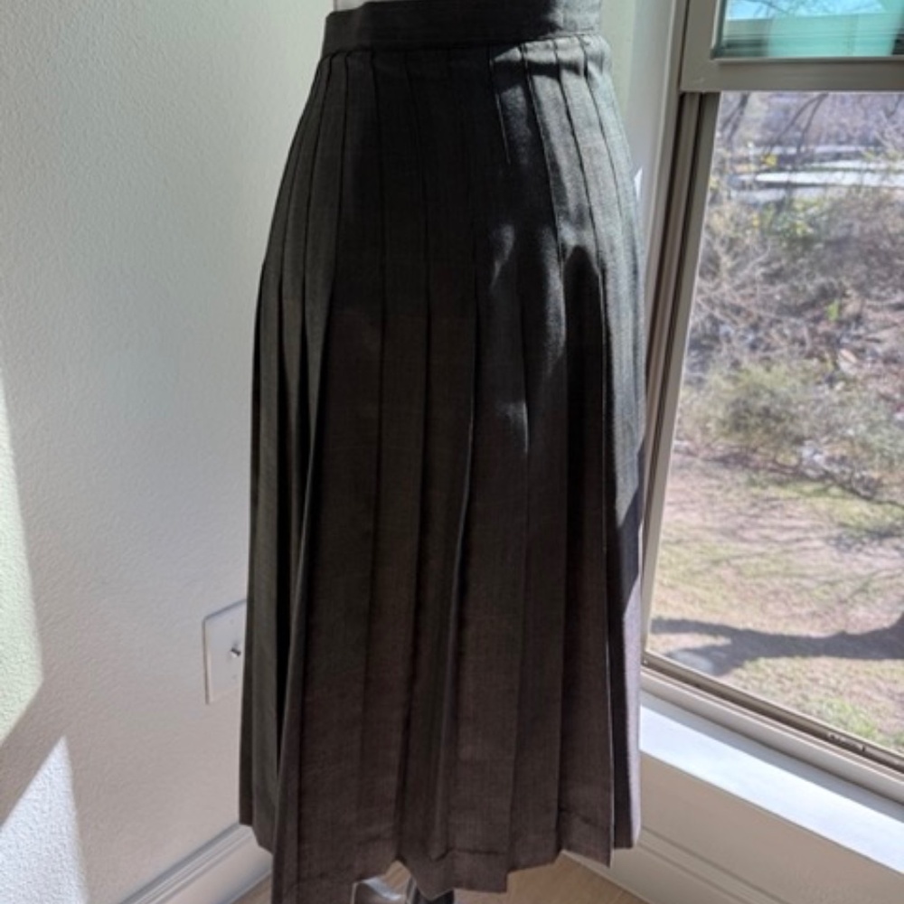 Austin Reed Regent Street Pure Wool Pleated Skirt Brown Plaid Midi Size 4